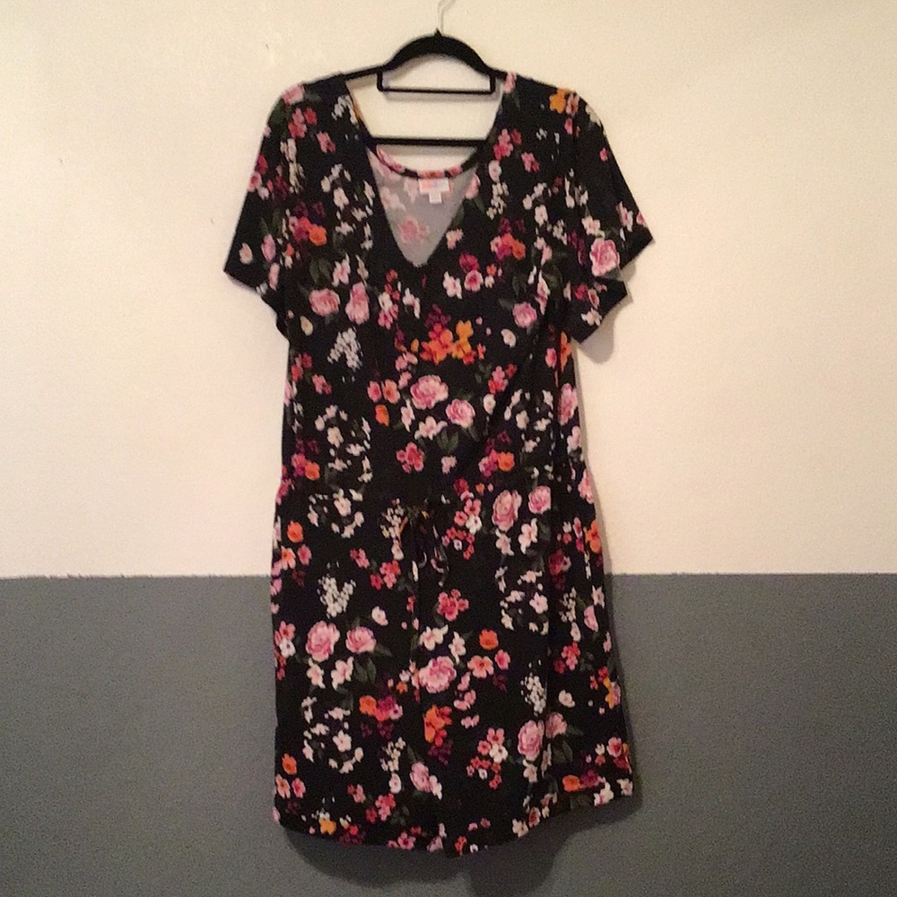 H1 Size L LuLaRoe Romper